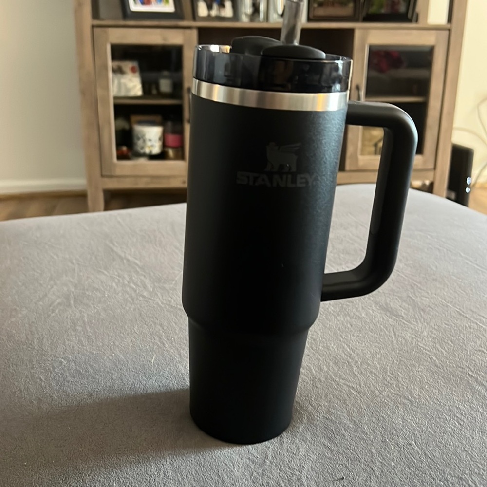 30 oz Black Stanley- never used